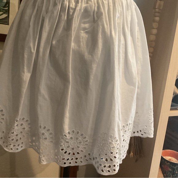 SUMMER CLEARANCE  $11. CAT & JACK WHITE EYELET MINI SKIRT. SIZE XL 14-16 - Picture 6 of 10